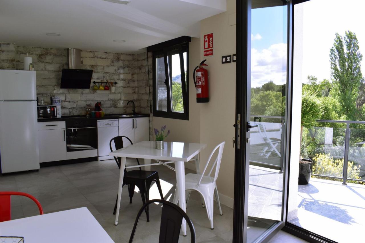 Albergue Hosting Duero Pesquera de Duero 外观 照片